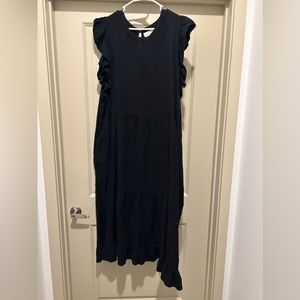 Black cap sleeve Ava and Viv maxi dress